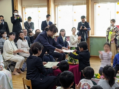 LINE_ALBUM_2024315 卒園式_240315_2-1